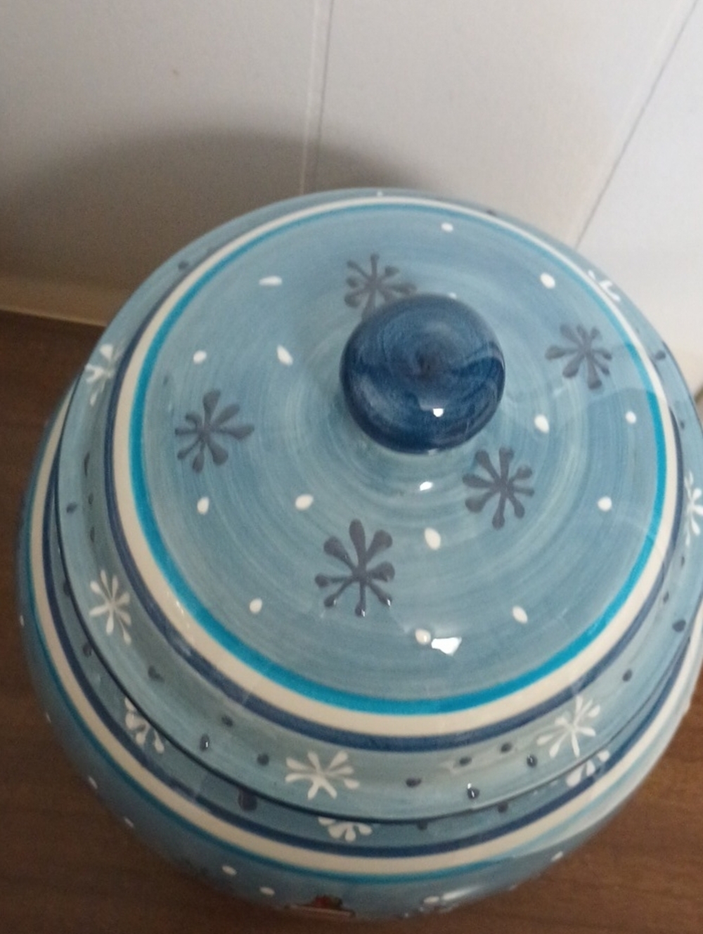 Pacific Rim Hand Painted Ceramic Blue Snowman Ceramic Cookie Jar - Picture 3 of 6